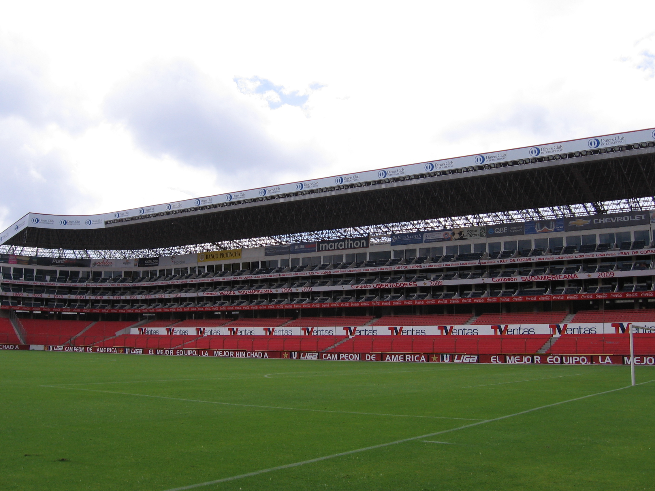 6-EstadioLaCasaBlanca