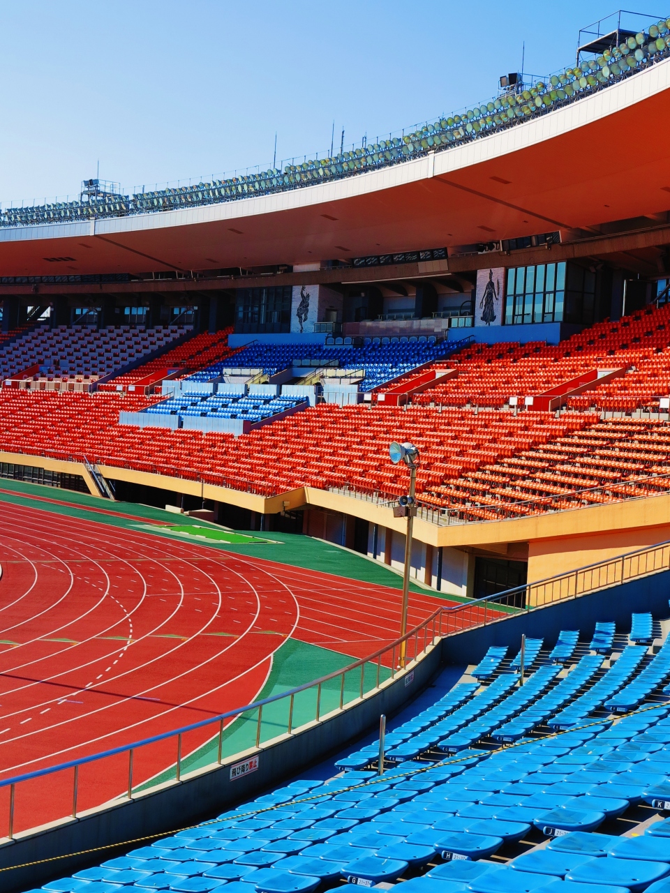 14-JapanNationalStadium-Old