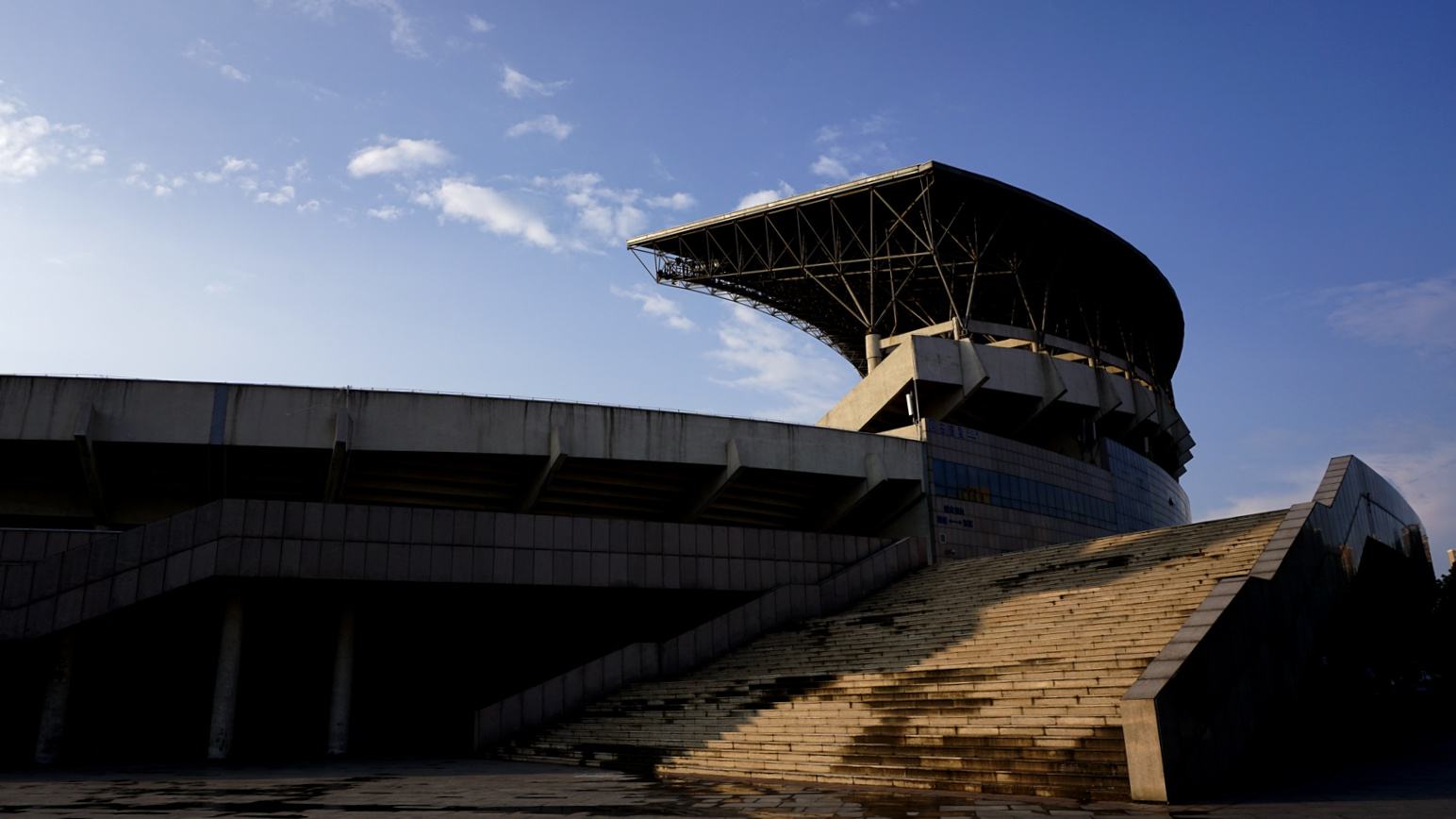 7-ChangzhiStadium