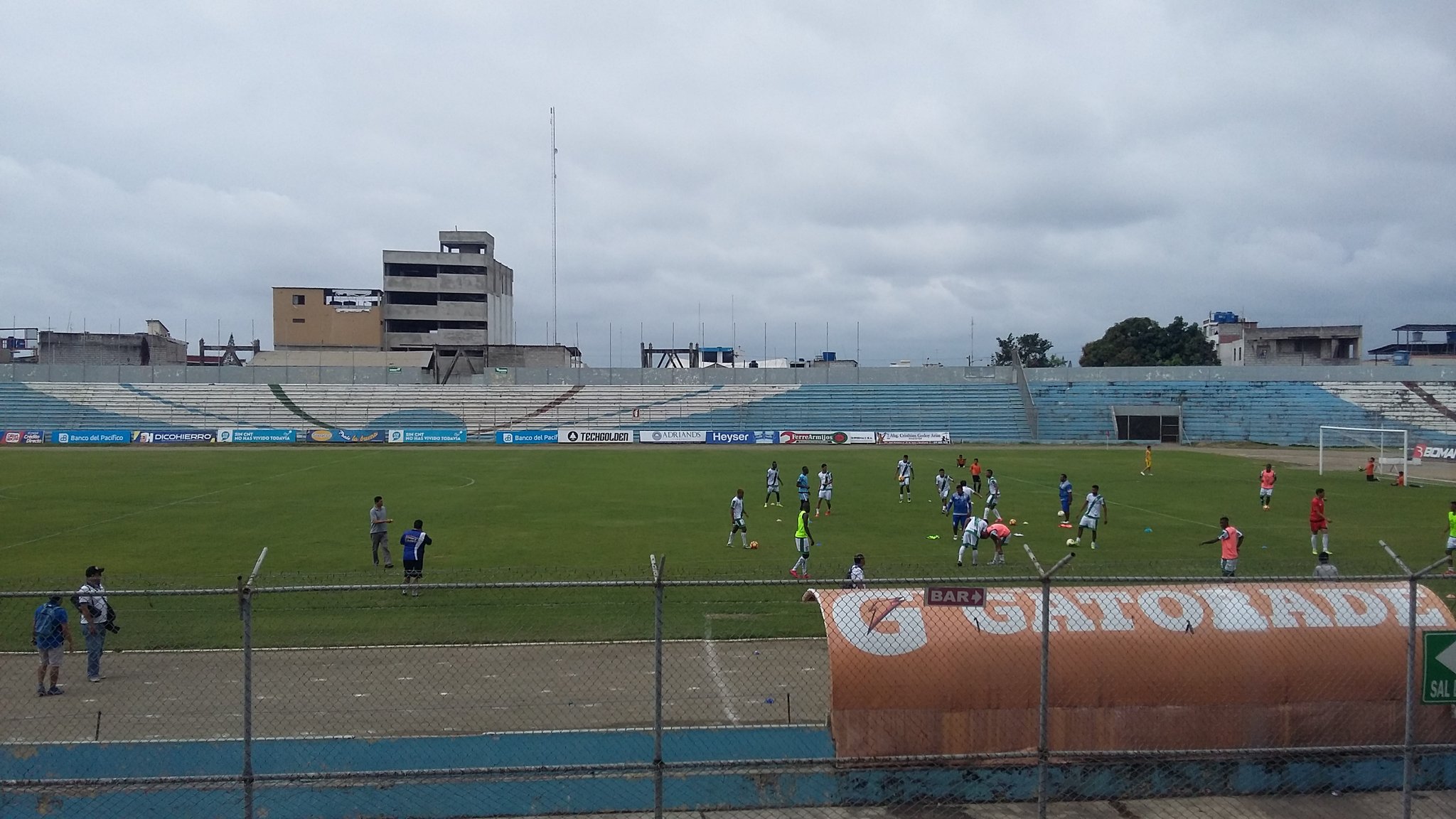 8-Estadio9deMayo