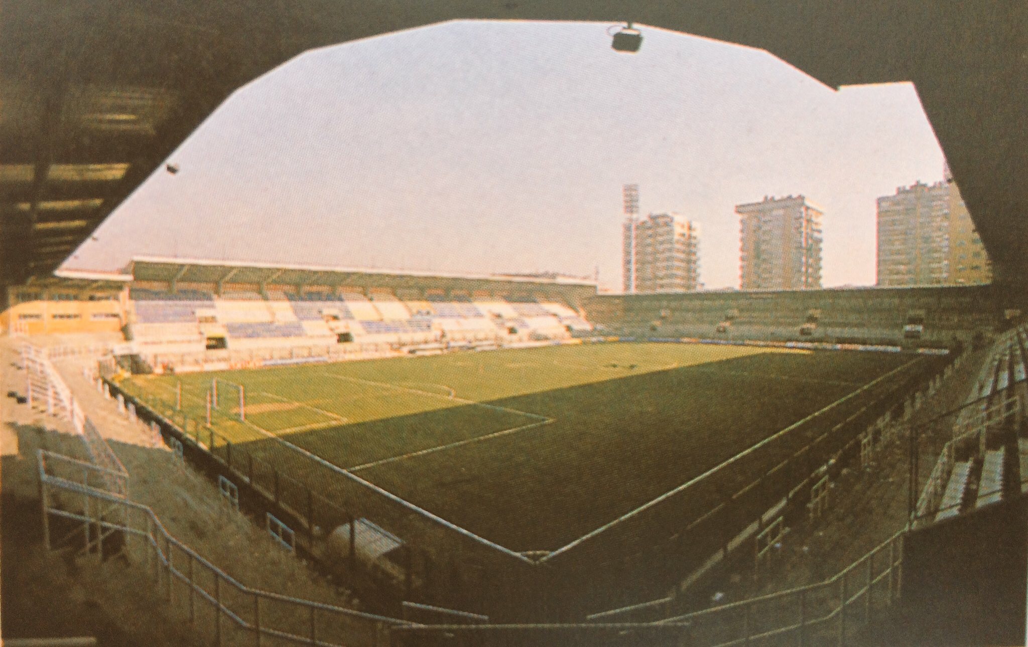 8-EstadioCarlosTartiere-Old