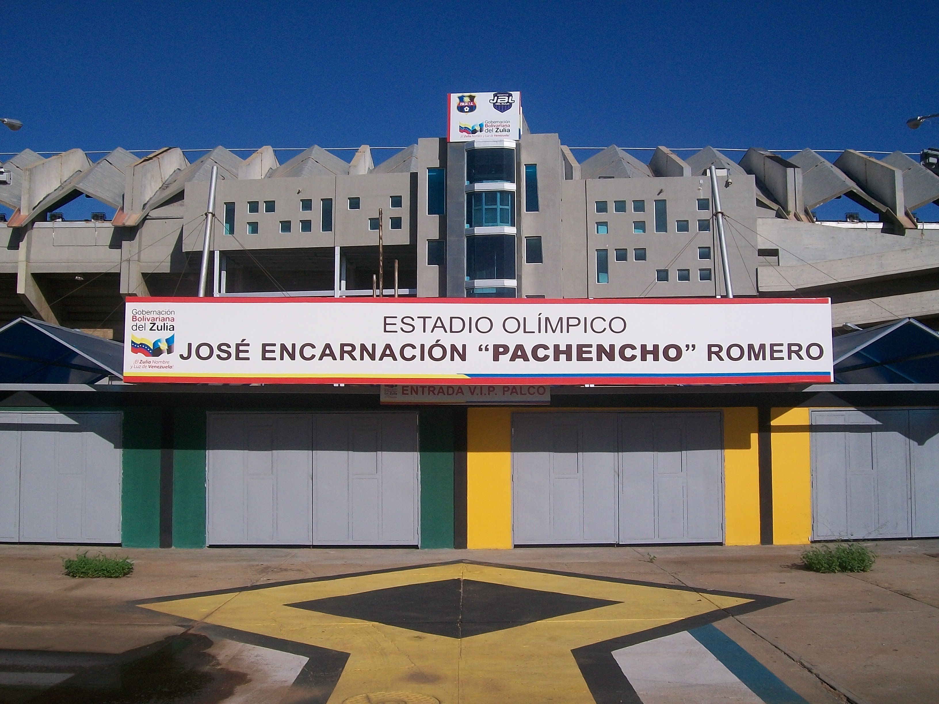 3-EstadioJosePachenchoRomero