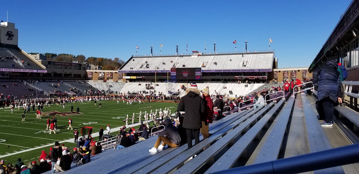 11-AlumniStadium