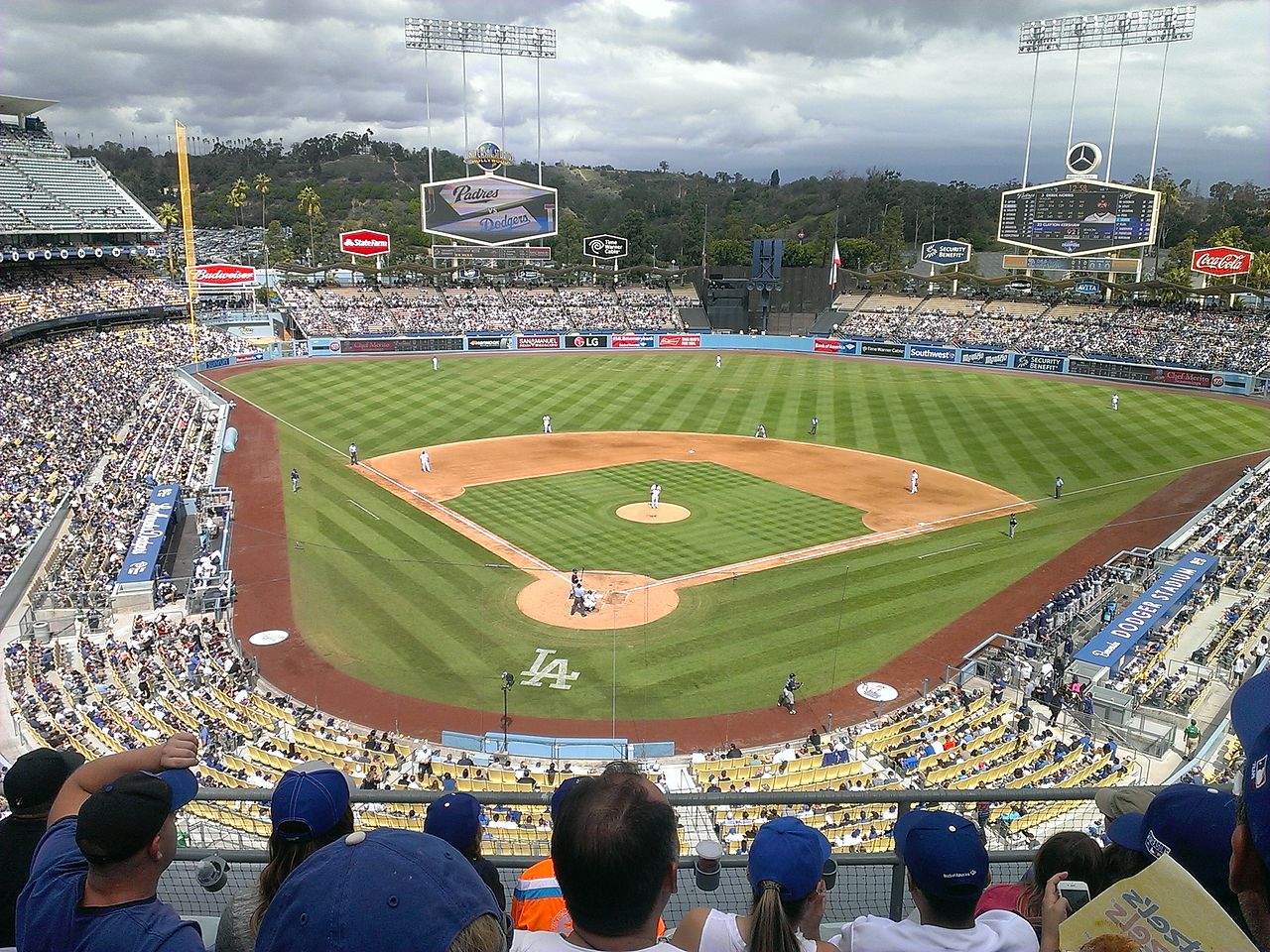 1-DodgerStadium