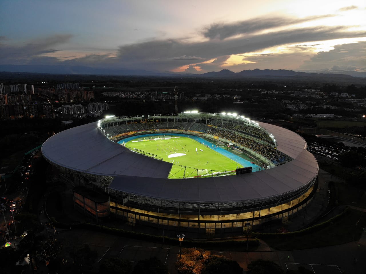 8-EstadioHernanRamirezVillegas