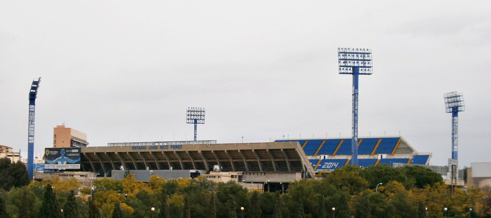 13-EstadioJoseRicoPerez