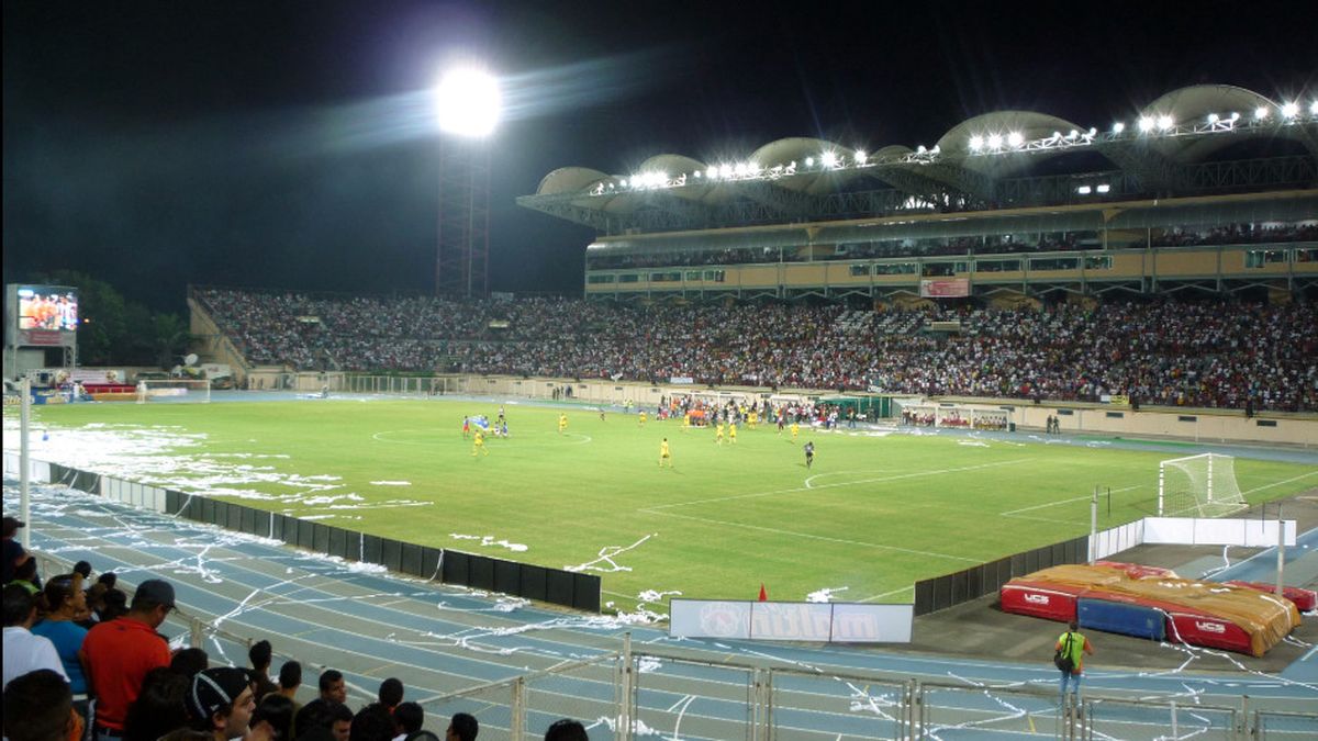 32-EstadioAgustinTovar