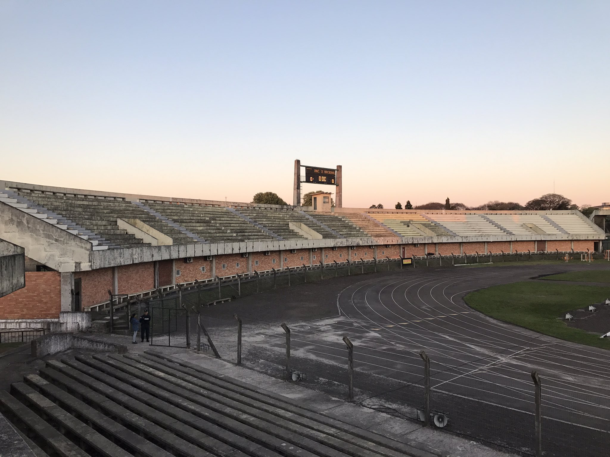 4-EstadioAtilioPaivaOlivera