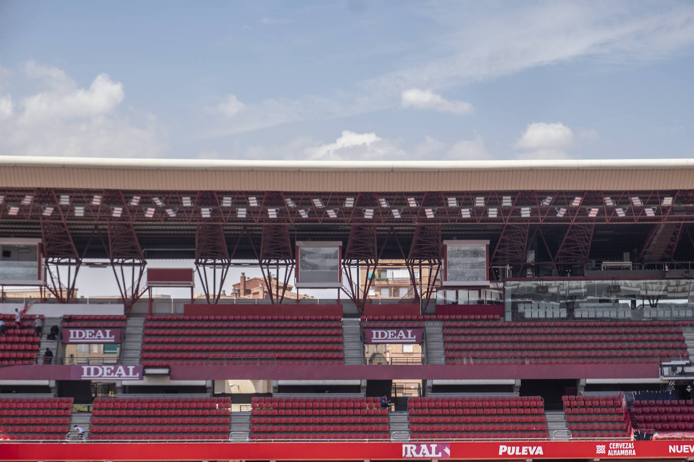 2-EstadioNuevoLosCarmenes