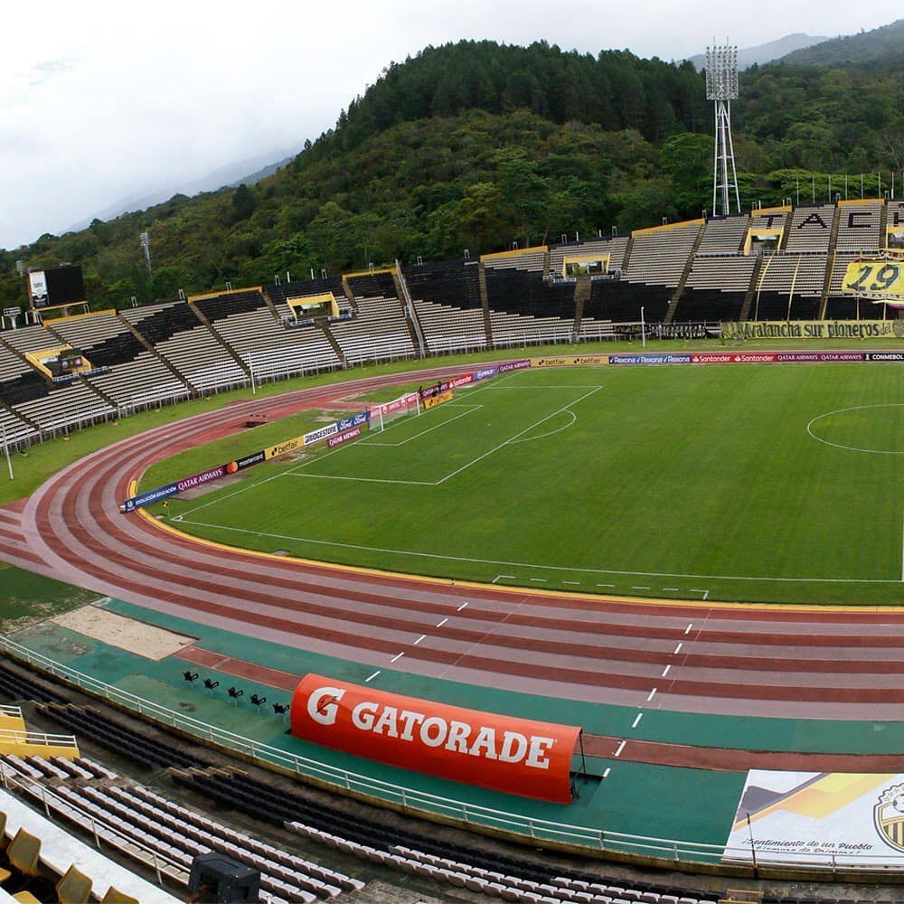 2-EstadioPolideportivodePuebloNuevo