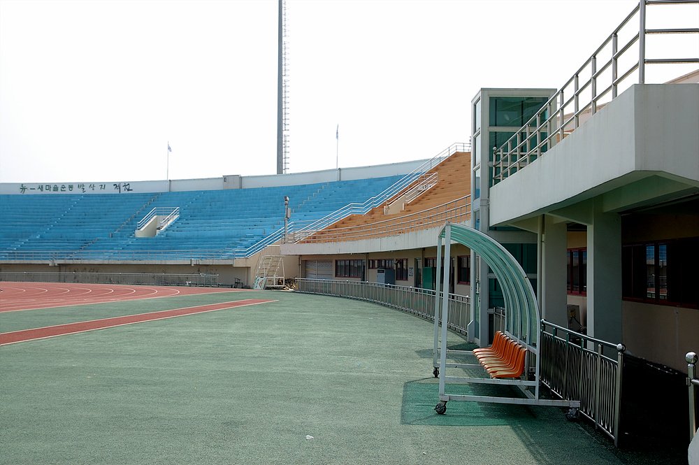 10-JecheonStadium