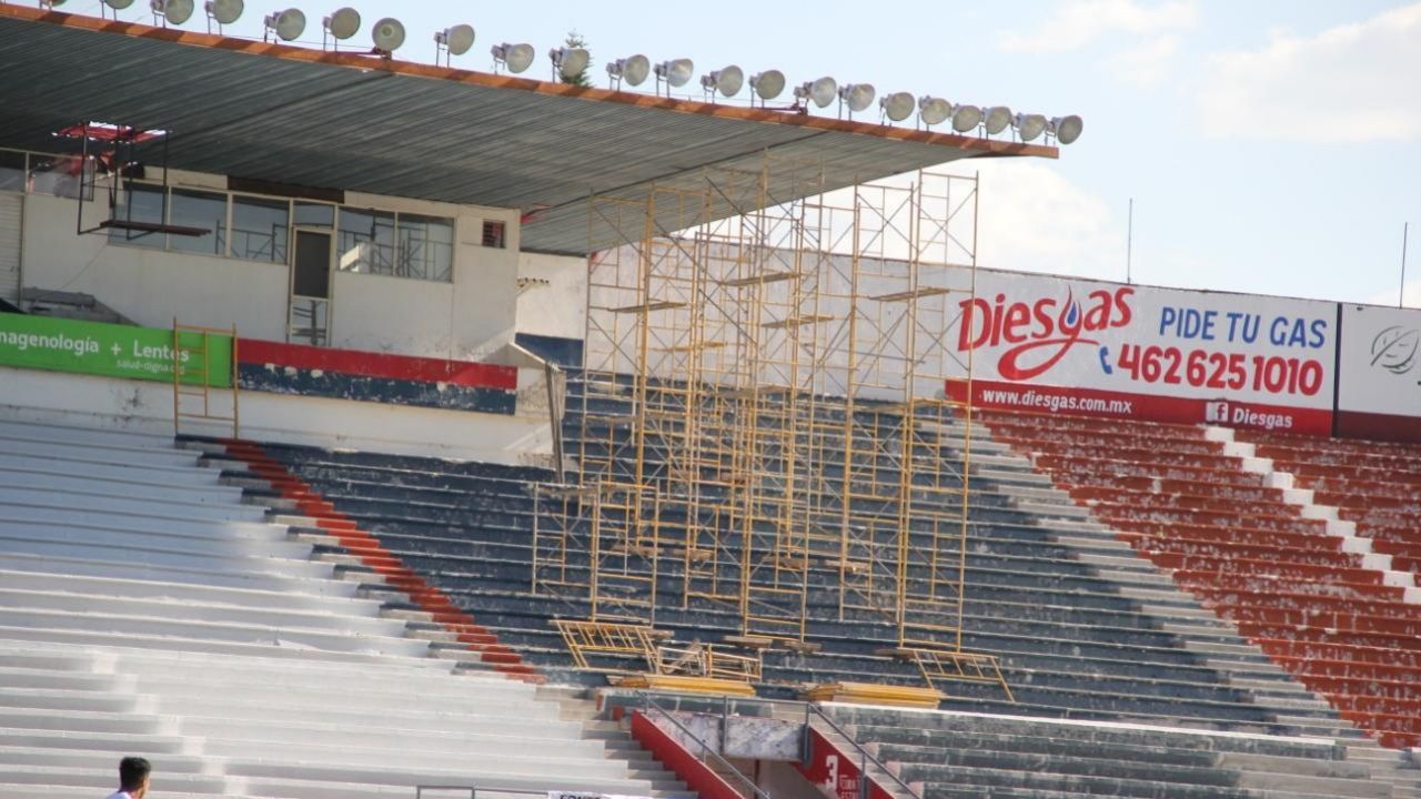 5-EstadioSergioLeonChavez