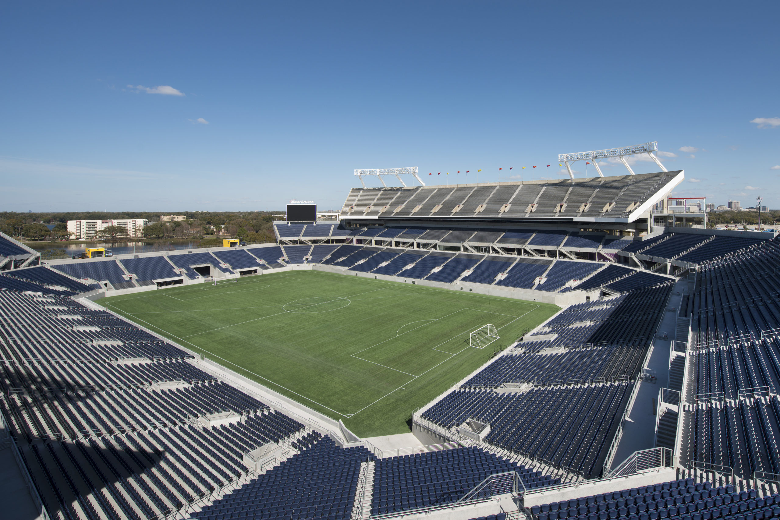 6-CampingWorldStadium