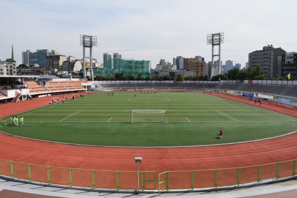 4-HyochangStadium