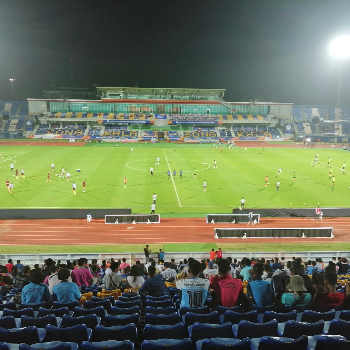 TinsulanonStadium-廷苏拉农体育场-2-TinsulanonStadium