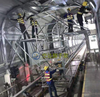 深圳地铁轨道梯架检修平台