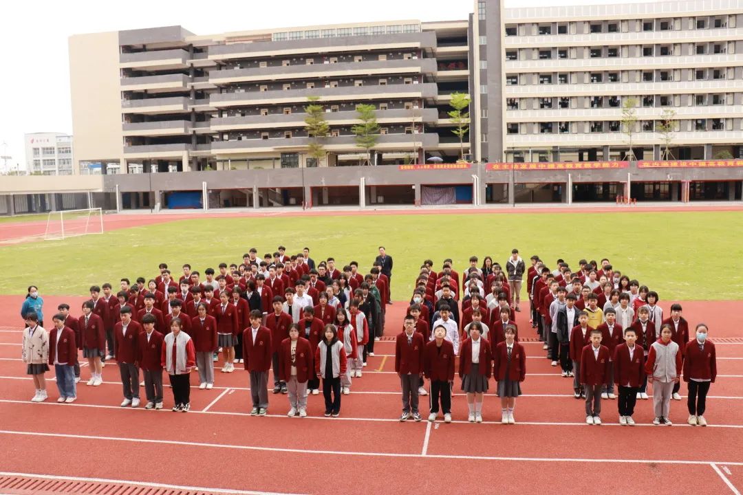 消防逃生演练 筑牢校园安全-梧州市培文学校
