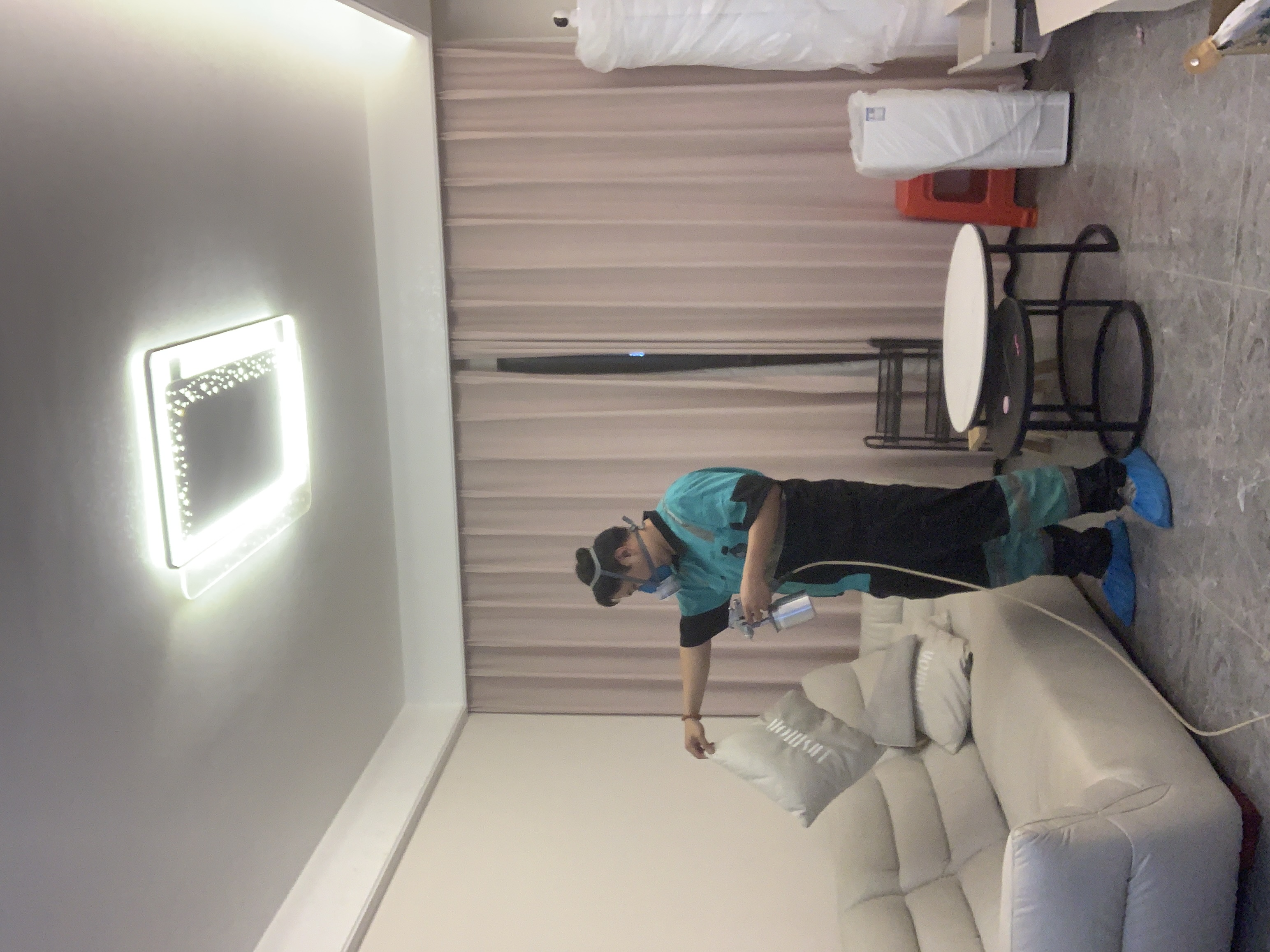 佛山中海云麓公馆施工治理现场-0ab2a34e3960bb802a7f2e2b90f18e1