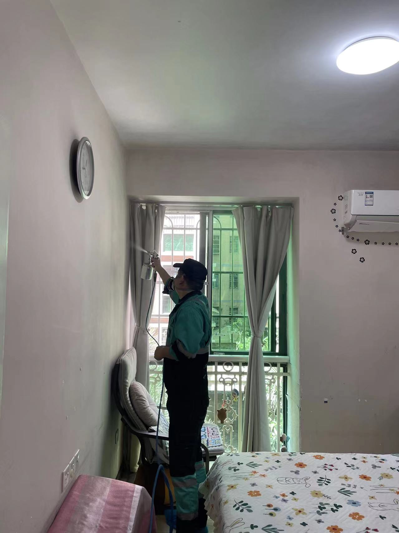 海珠区海富花园除霉施工现场-46a0ca688b012691c665a91dbb9d880