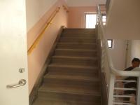 楼梯踏步安装完PVC地板后的效果图_4320x3240
