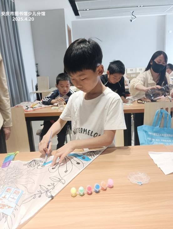 “妙手拾趣 乐享时光”民俗文化活动之谷雨——放风筝4