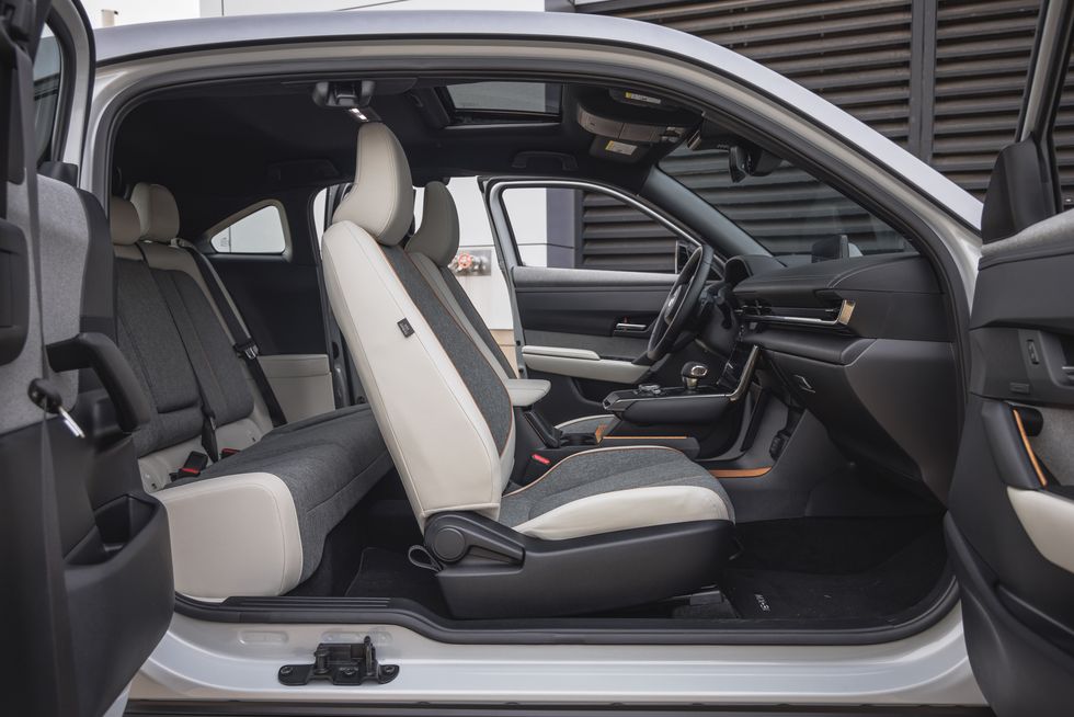 马自达mx-30 ev 内饰精良