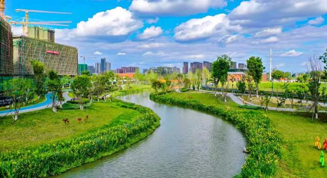 截至目前,青白江區歐洲產業城產業型公園城市示範片區已全面建成.