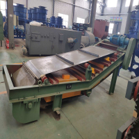 Electromagneticself-unloadingironseparator-5