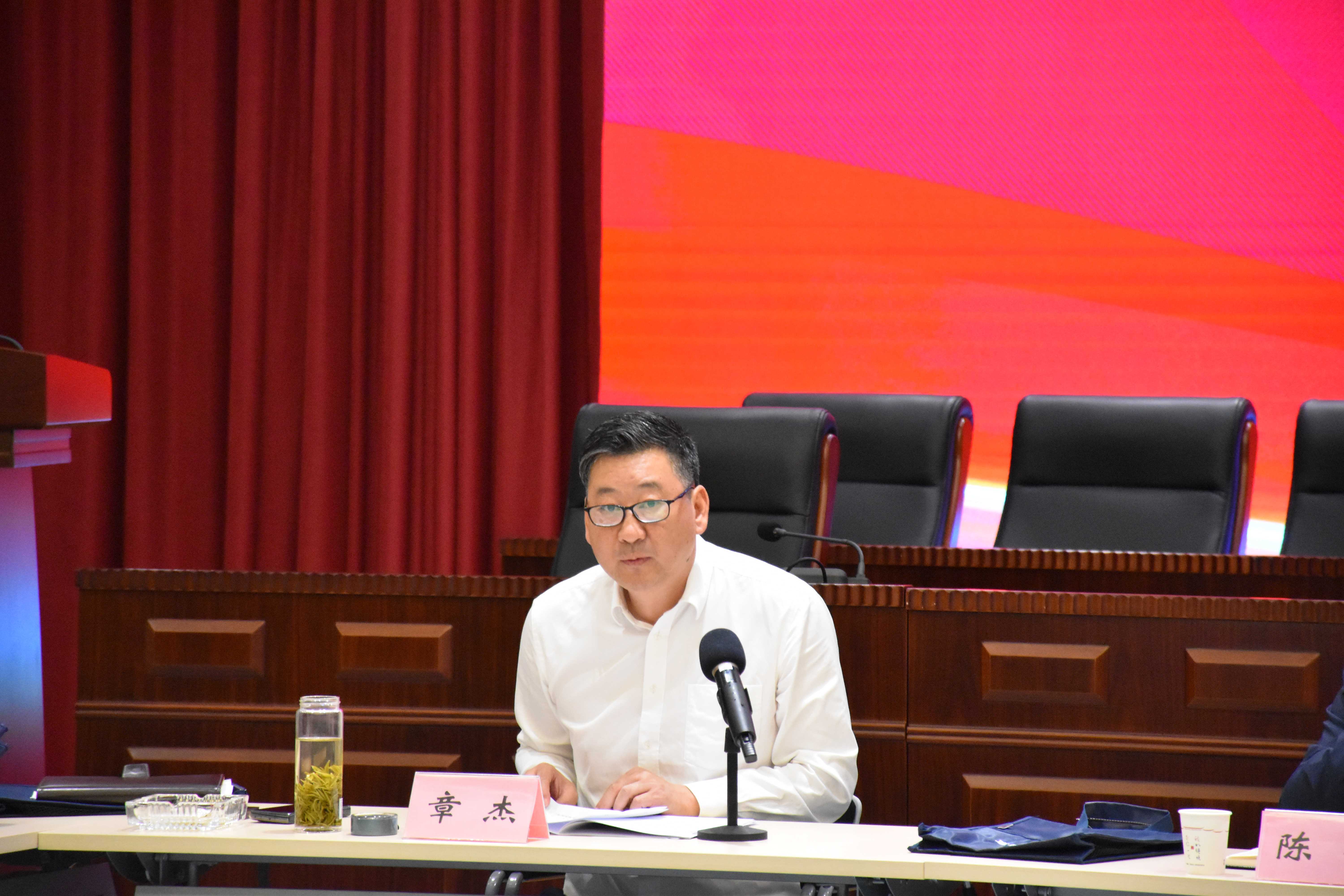 分局谢其斌为专职副会长,邮政储蓄银行宣城分行党委书记,行长王永山