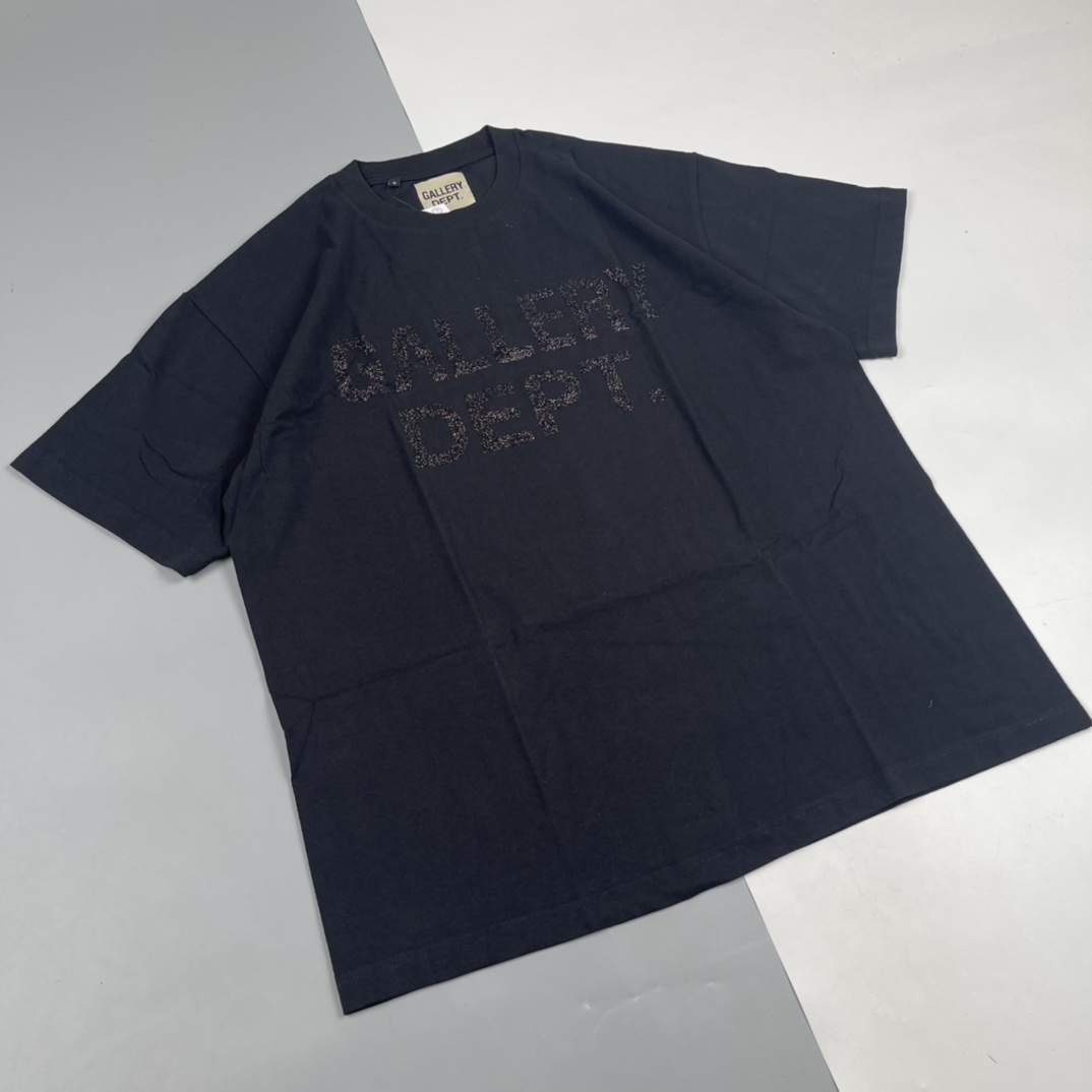 Kフォローで割引多数出品中ギャラリーデプト　ランバン　L 新品タグ付　半袖　黒　tee tシャツ