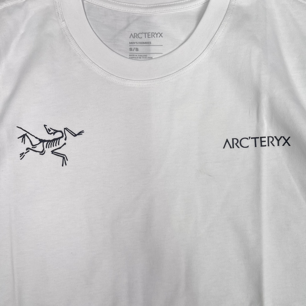 始祖鸟Arc’teryx全新联名款登场,经典外套以及多种背包_-买户外