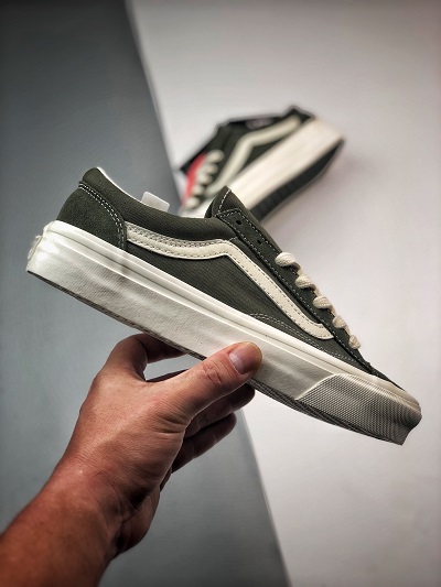 Vans vault pilgrim 2025 og style 36 lx