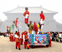 《丹凤门前舞社火》王玲川，电话1510