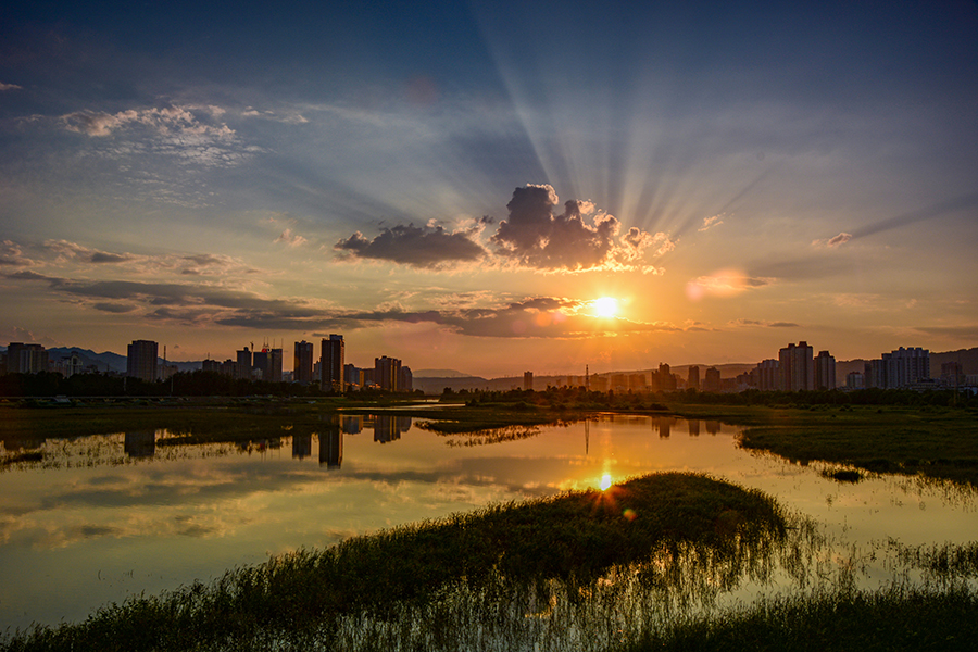 2403城市夕阳