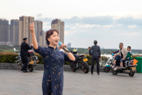 4146心中有爱都是舞台