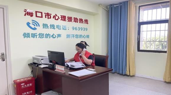 https://ss2.meipian.me/users/53782247/a0f5514f4b938f75840da4e08014798e.jpg?imageView2/2/w/750/h/1400/q/80