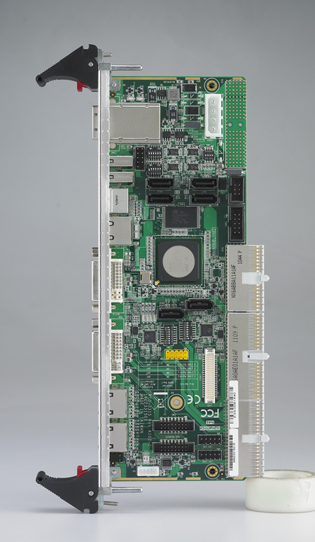 RIO-3315_Stand_Front_B20111109155821