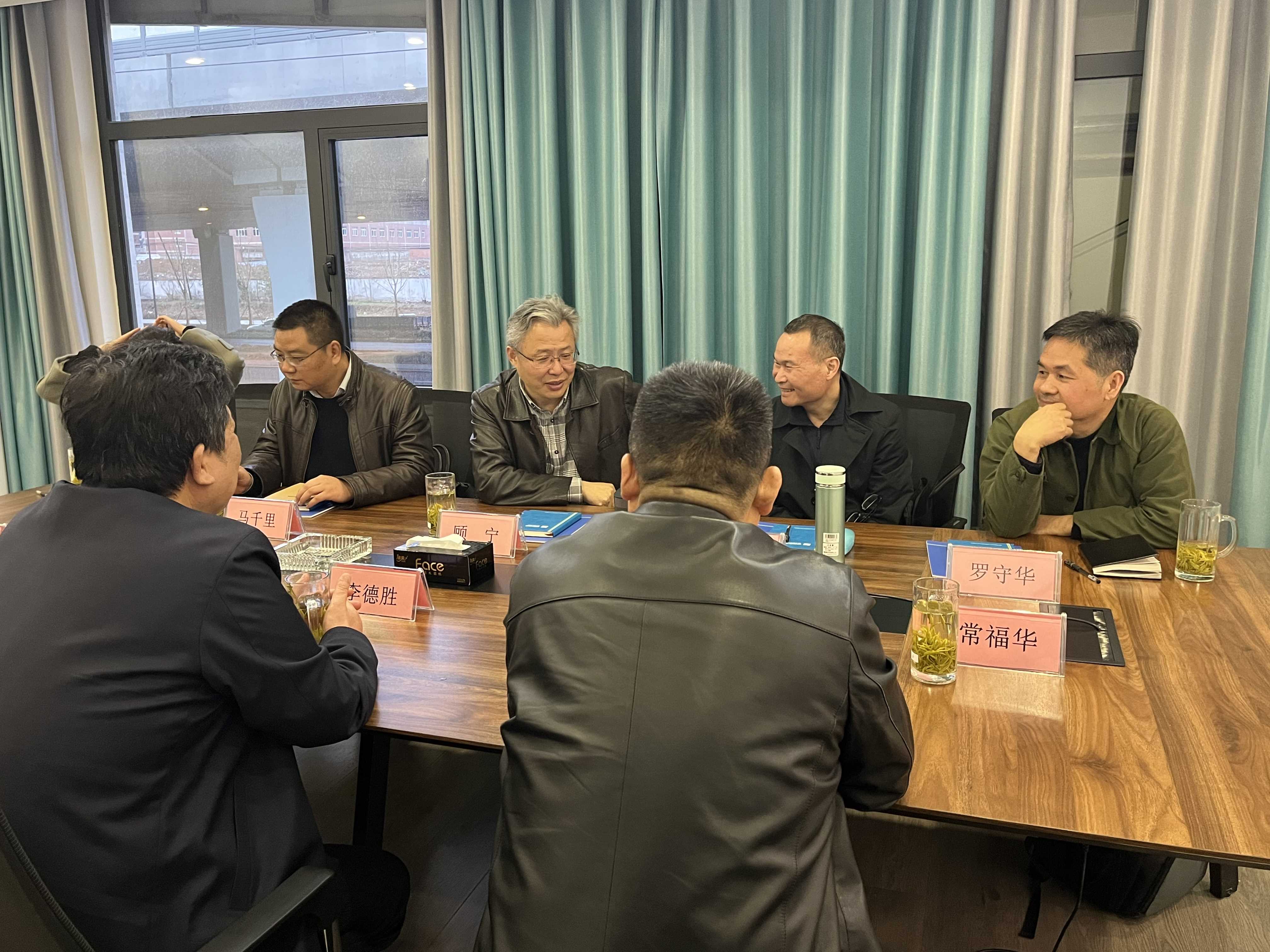 中国科学院院士顾宁一行来我公司调研指导-安徽鲲隆康鑫医疗科技有限公司