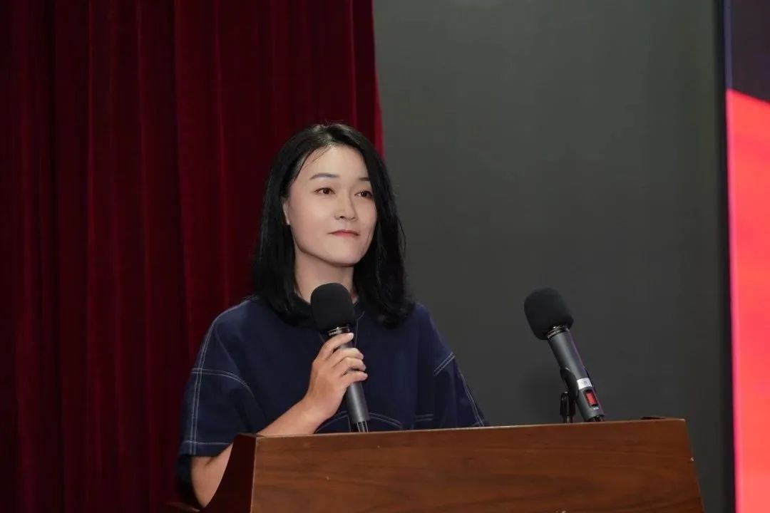 北京福泉投资有限公司总经理孙忆南主持大会