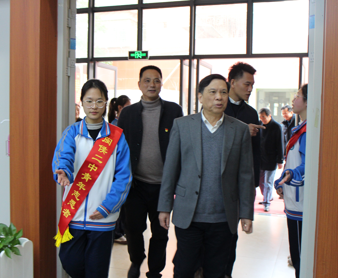 情系母校助梦远行闽侯二中杰出校友中国工程院院士林东昕返校座谈