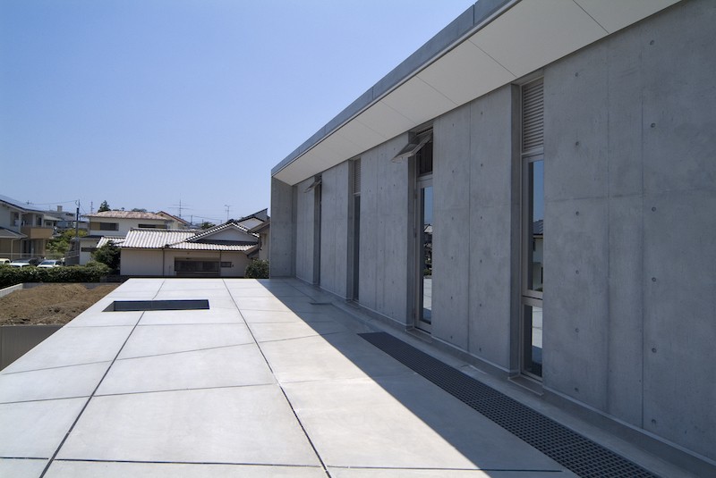 清水混凝土裝飾在現代基礎建設中的應用廣泛
