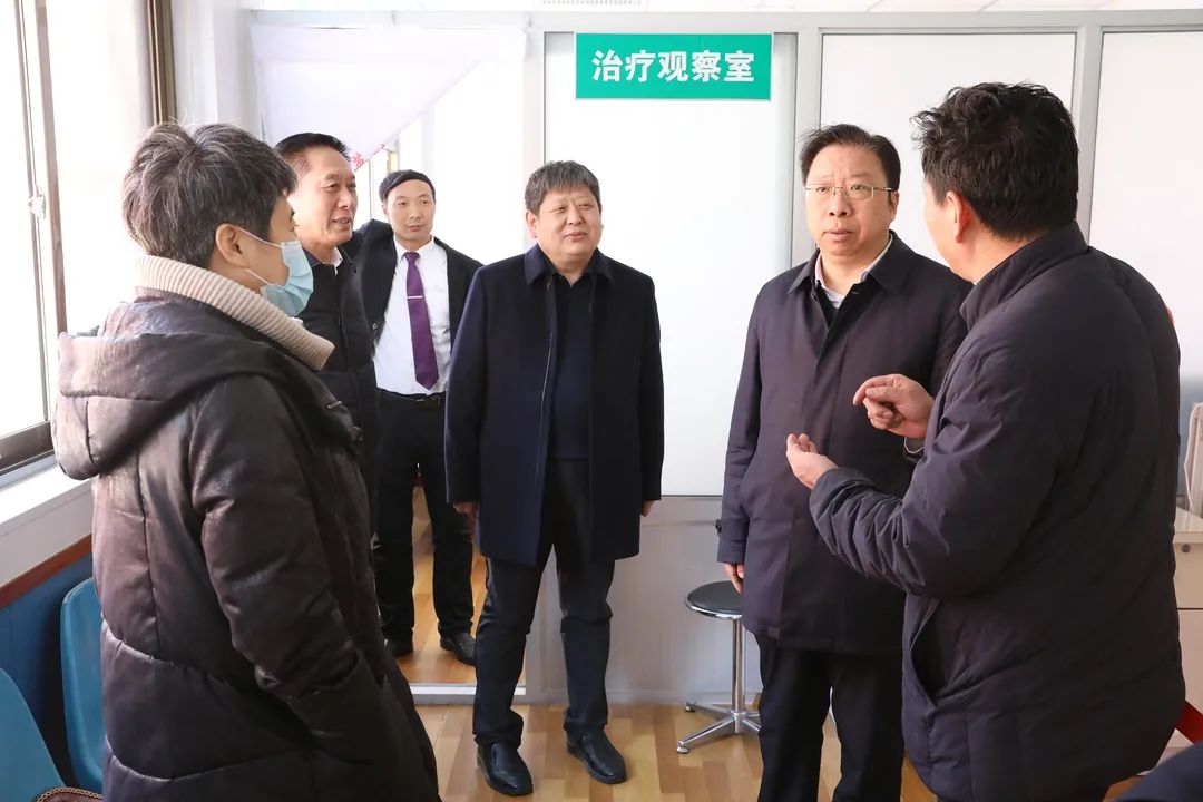 局长刘红军,唐山市教育局党组书记,局长史林友莅临我校视察