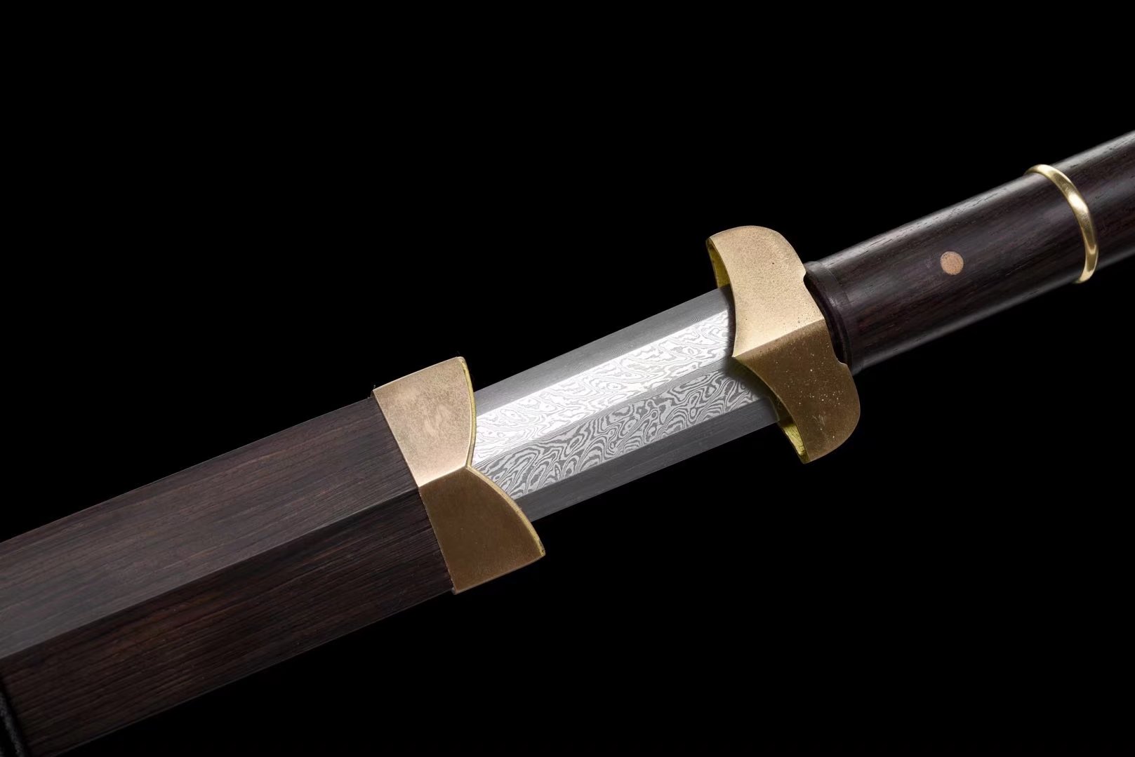 凤尾纹大汉剑、售价1540(尺寸):全长105cm、韧长77cm、宽3.7cm、厚0.85cm、全重1.70kg,净重1.30kg,收藏、精美 ...