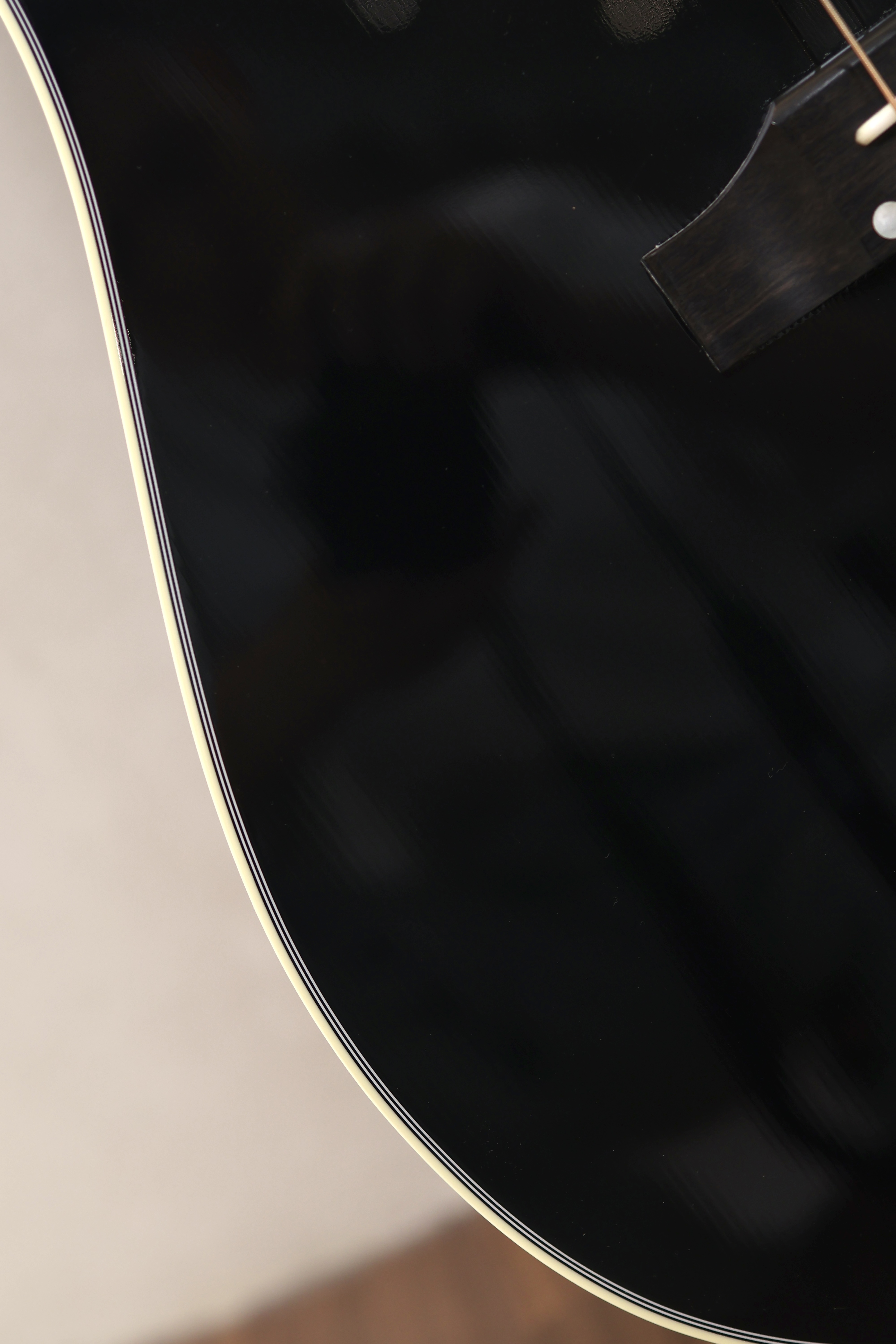 网站Gibson蜂鸟custom黑色西提卡云杉桃花心木-IMG_15443