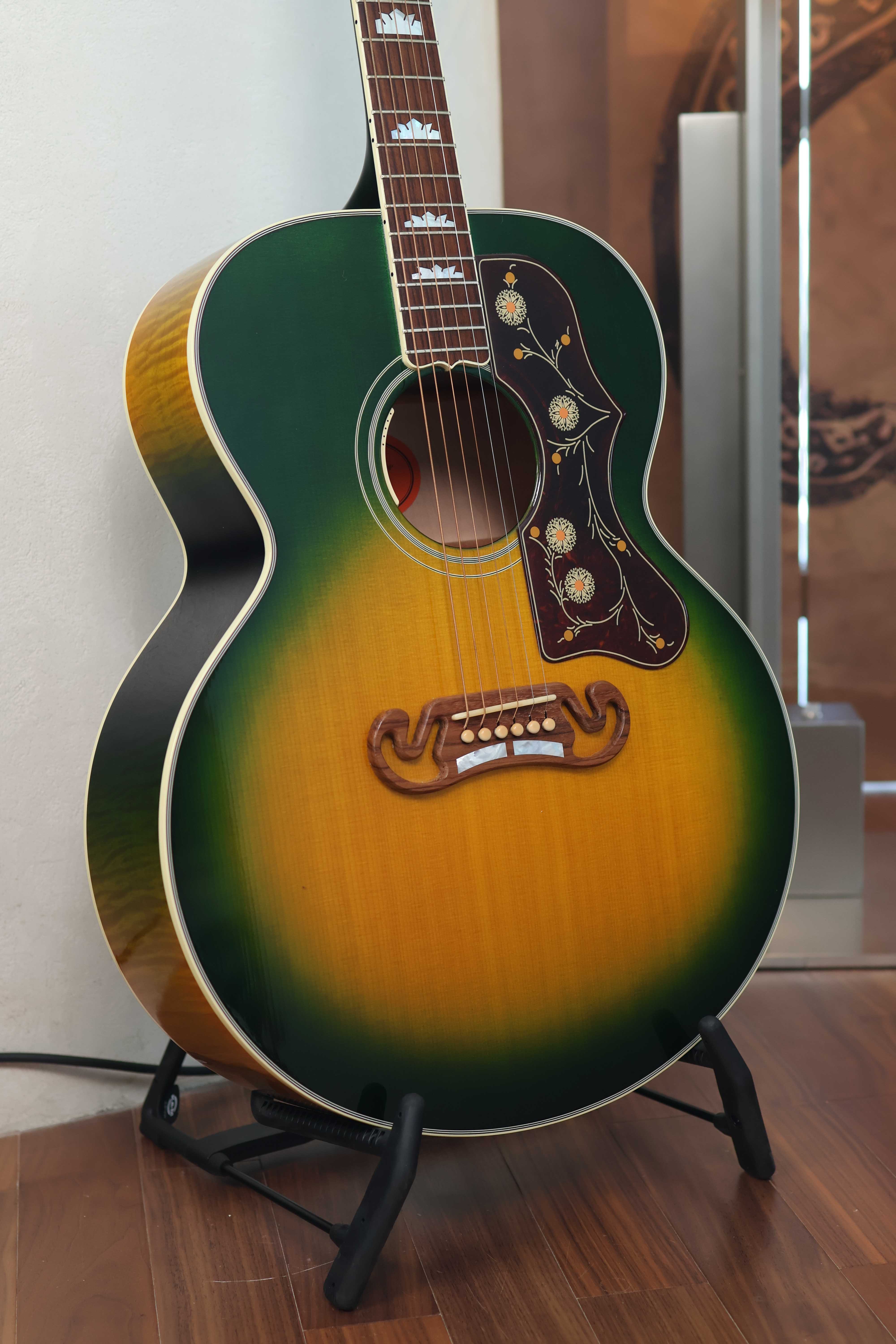 GibsonSJ200Custom绿色