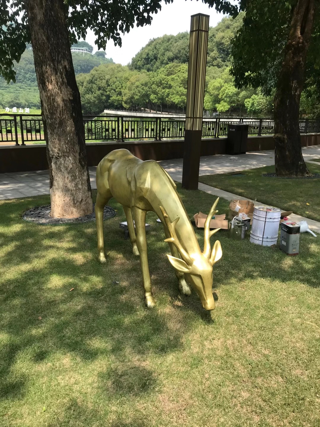 党建标识牌,垃圾分类亭,景观雕塑
