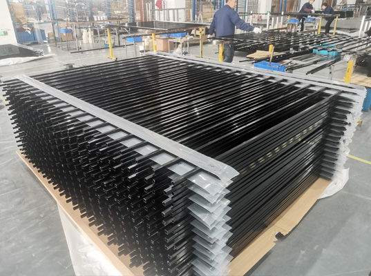 Rackable Steel Fence Panels