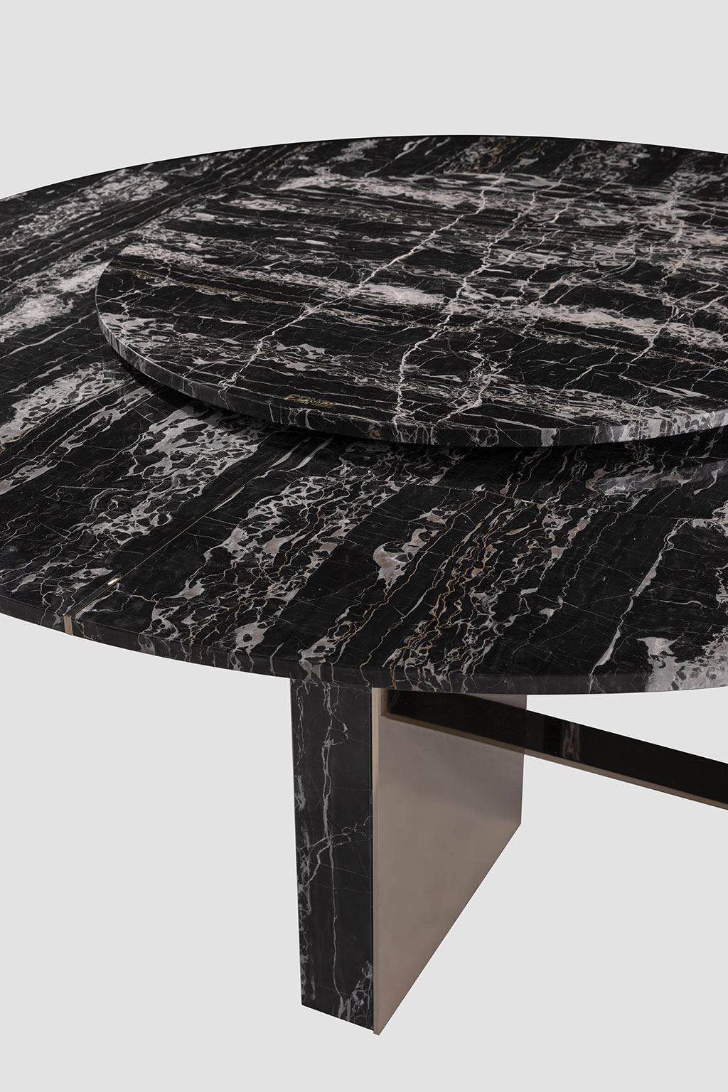 FF-Prisme-Marble-table-with-Marby-detail-3