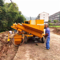 沐鑫轮式路沿石滑模机施工现场-5