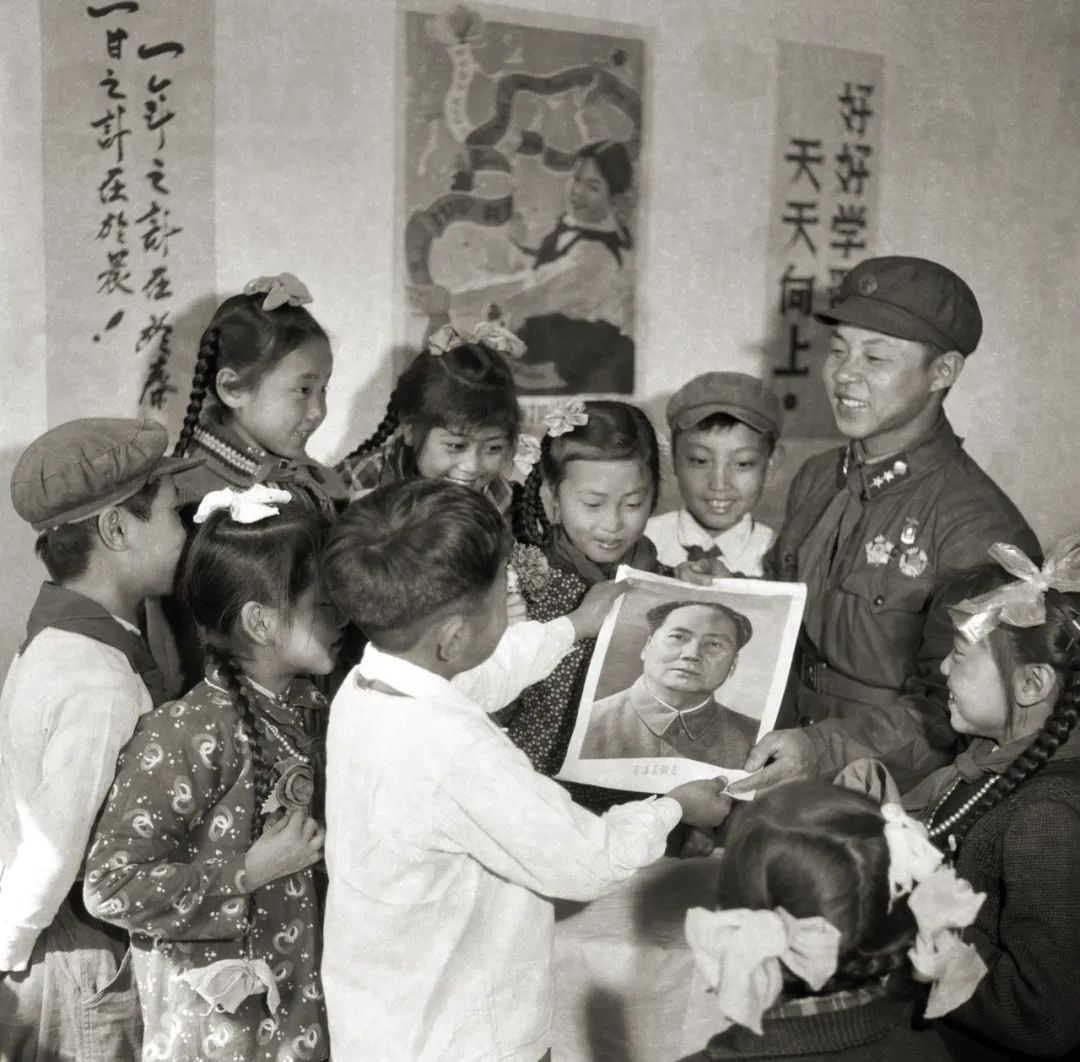 影会精彩抢先看 | “永恒的雷锋” -- 雷锋照片主要拍摄者作品原件展-企业官网